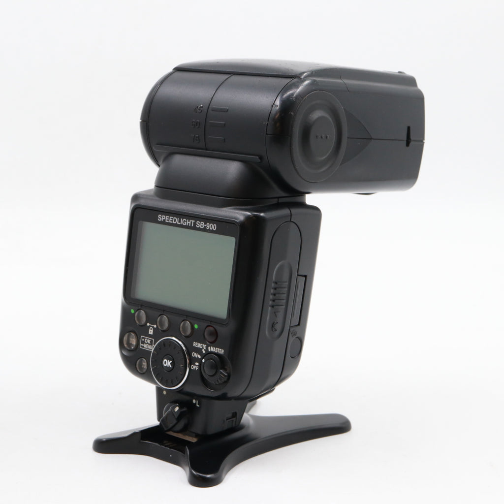 Nikon Speedlight SB-900 flash used