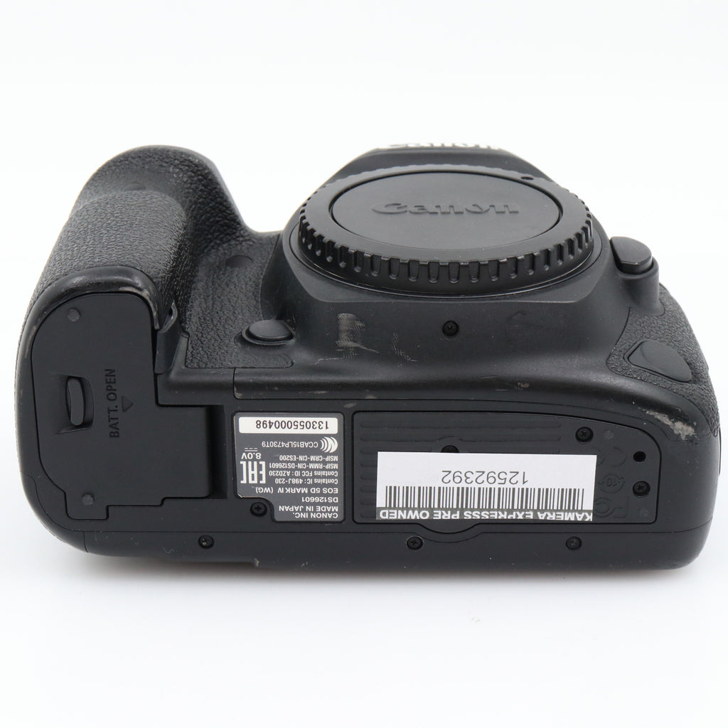 Canon EOS 5D mark IV body used
