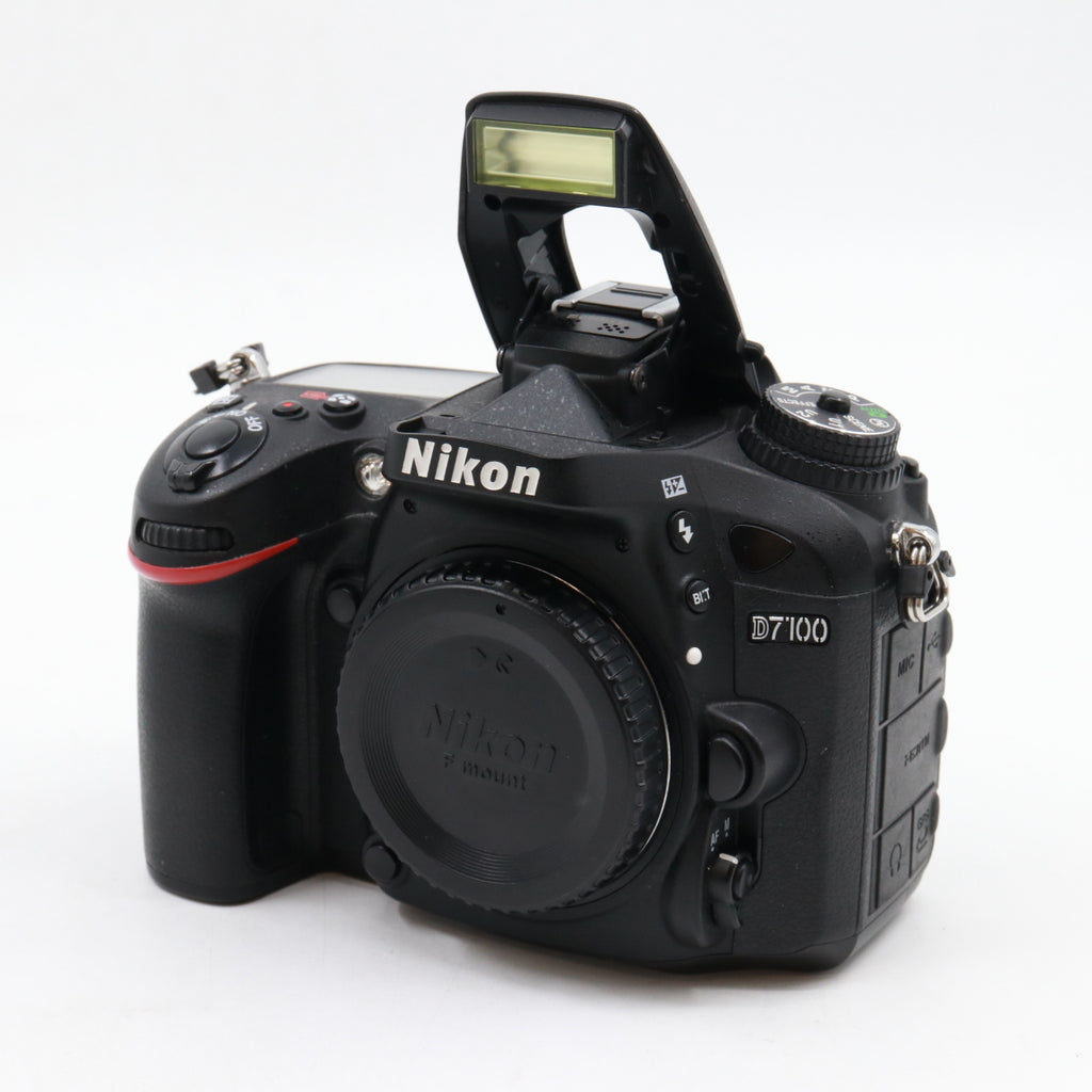 Nikon D7100 body used
