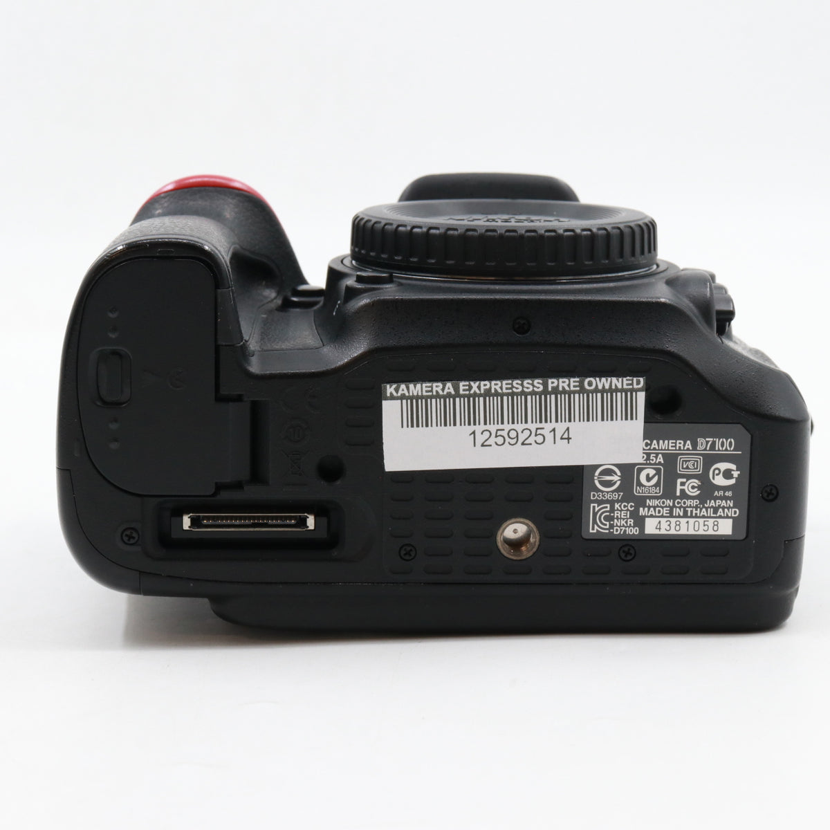 Nikon D7100 body used