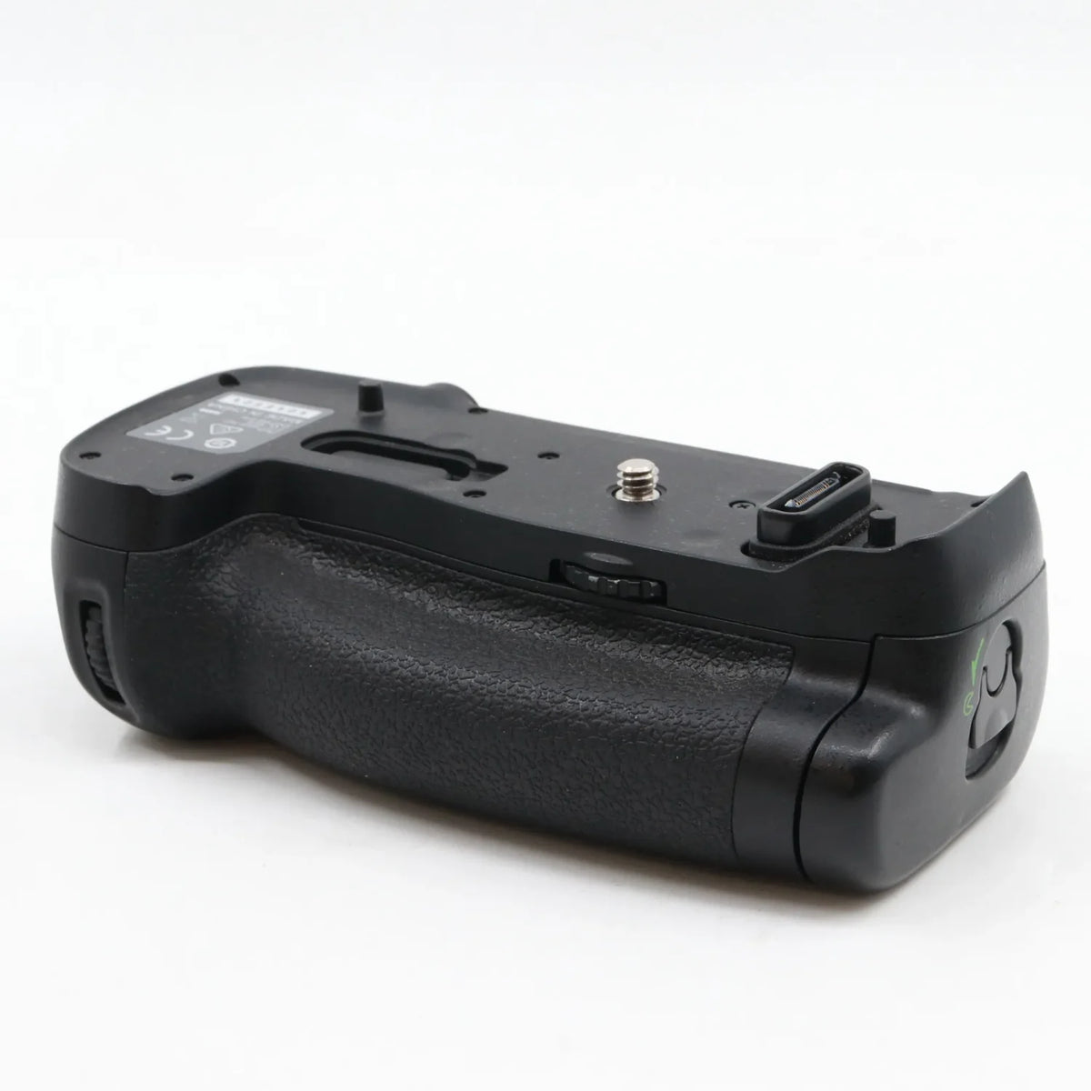 Nikon MB-D18 batterygrip used