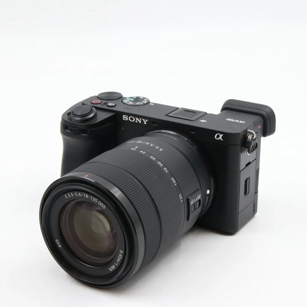 Sony A6700 + 18-135mm used