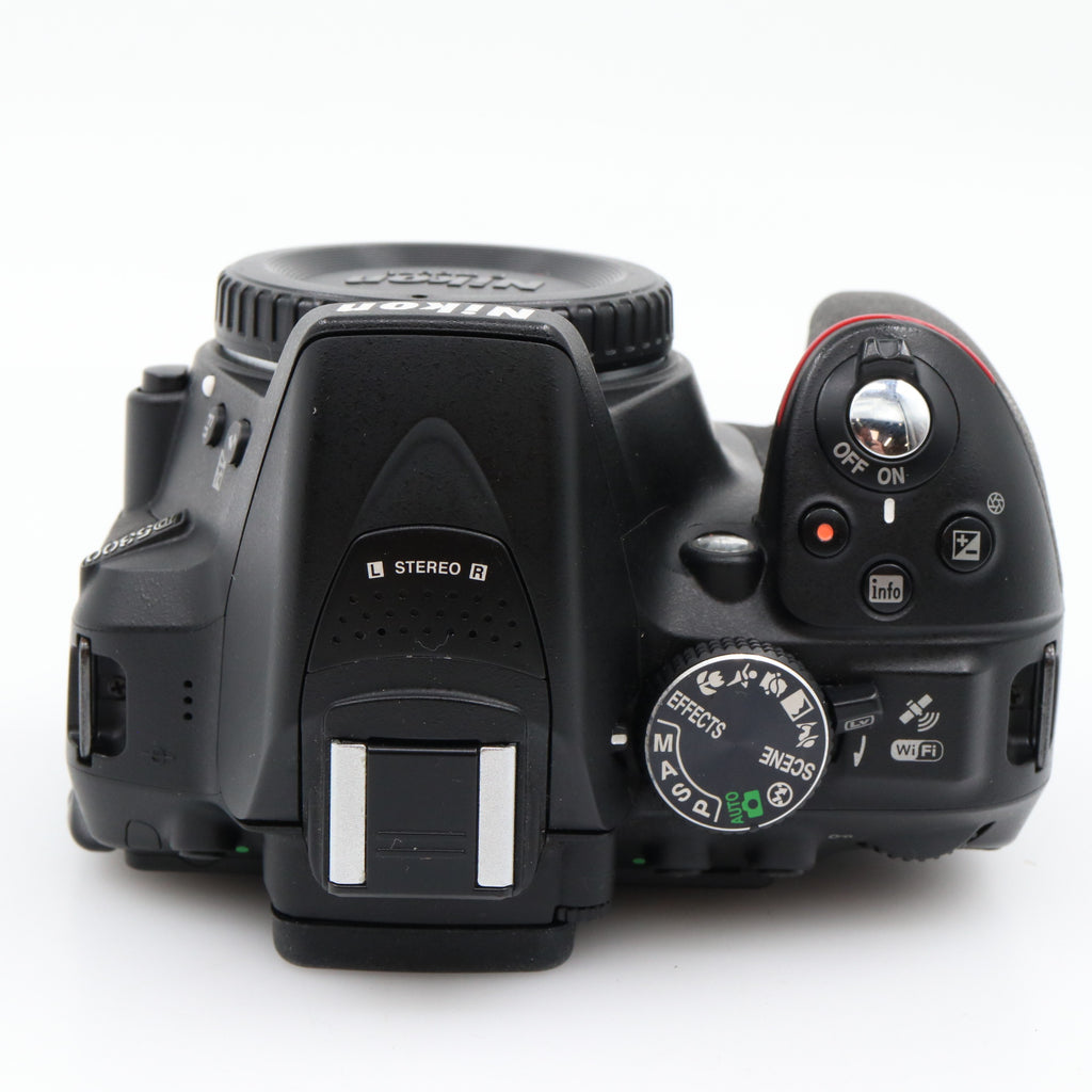 Nikon D5300 Gehäuse gebraucht