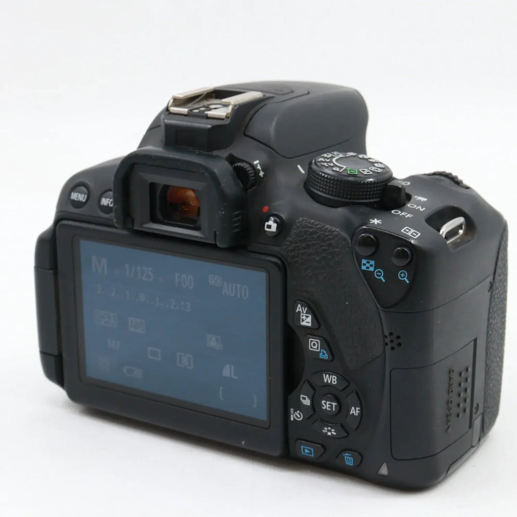 Canon EOS 700D body used