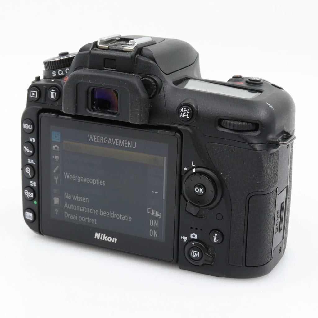 Nikon D7500 Gehäuse gebraucht