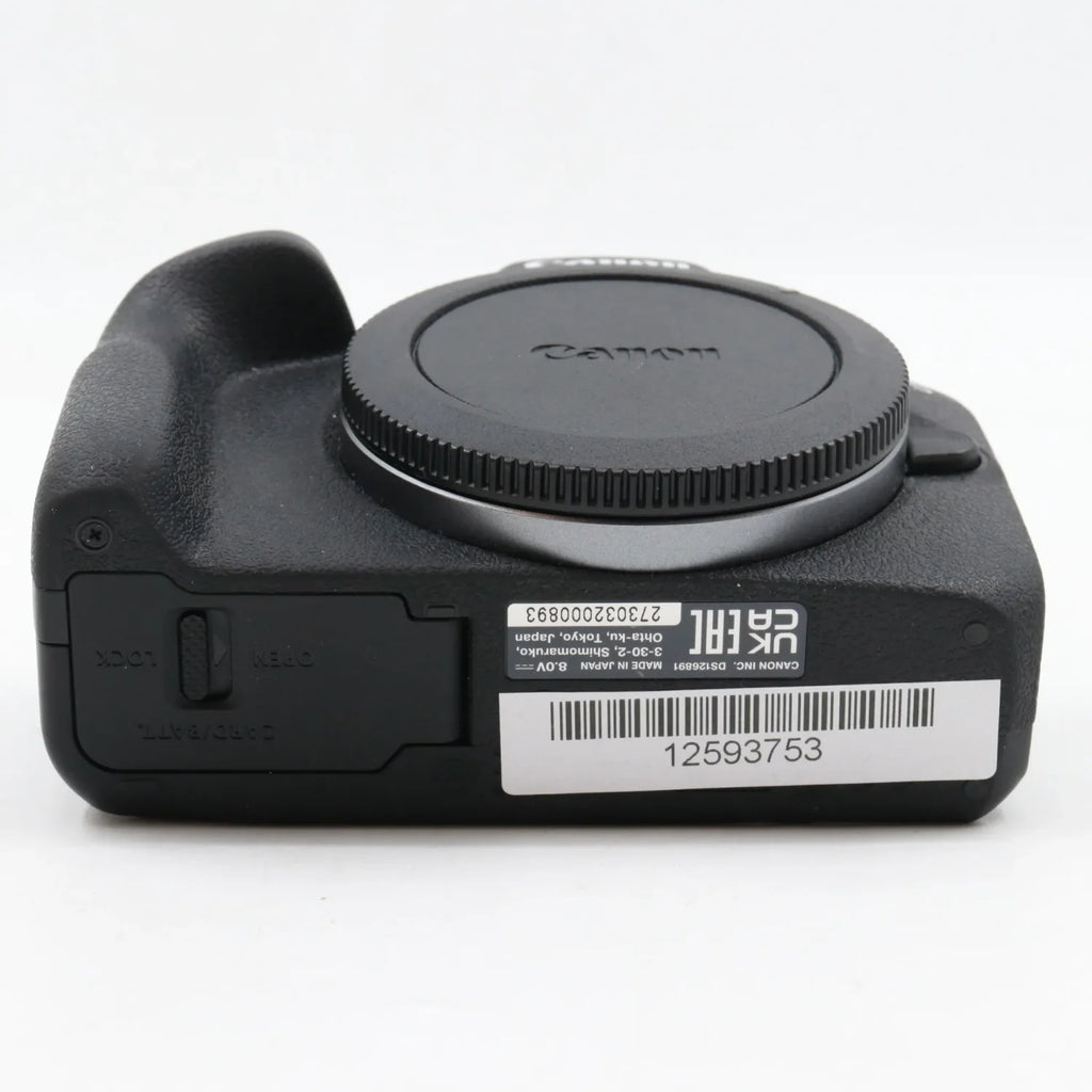 Canon EOS R100 body used