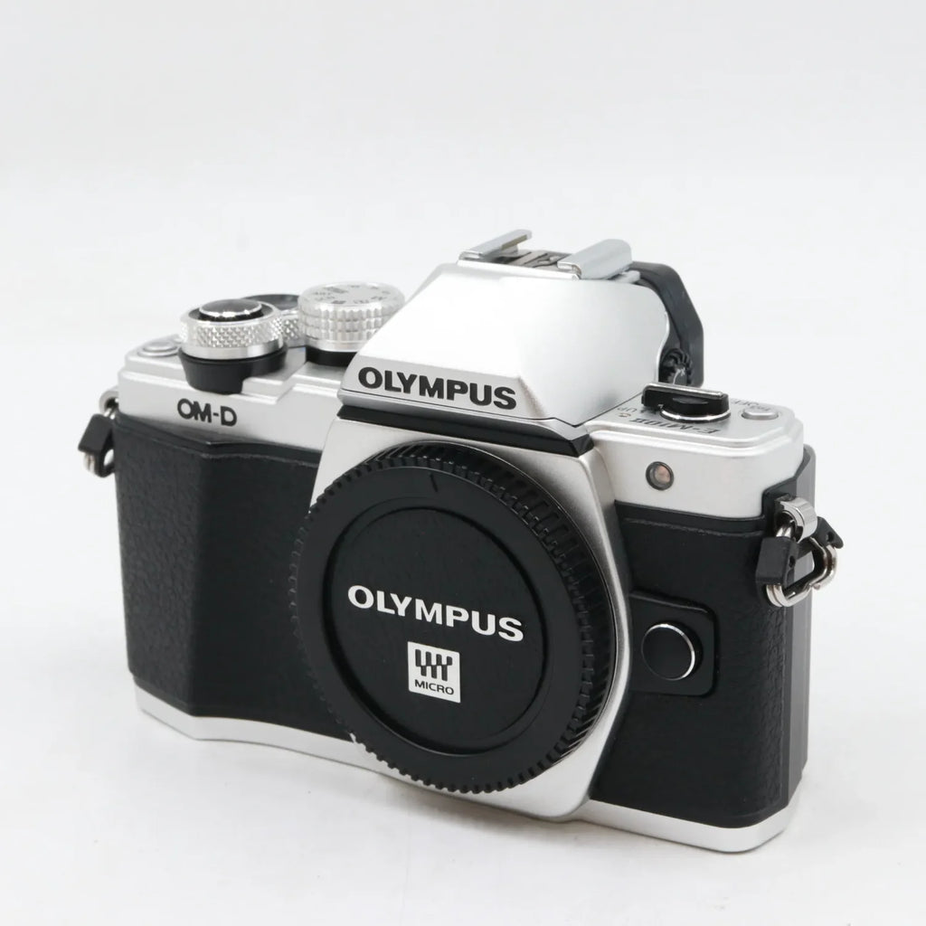 Olympus OM-D E-M10 mark II Gehäuse Gebraucht