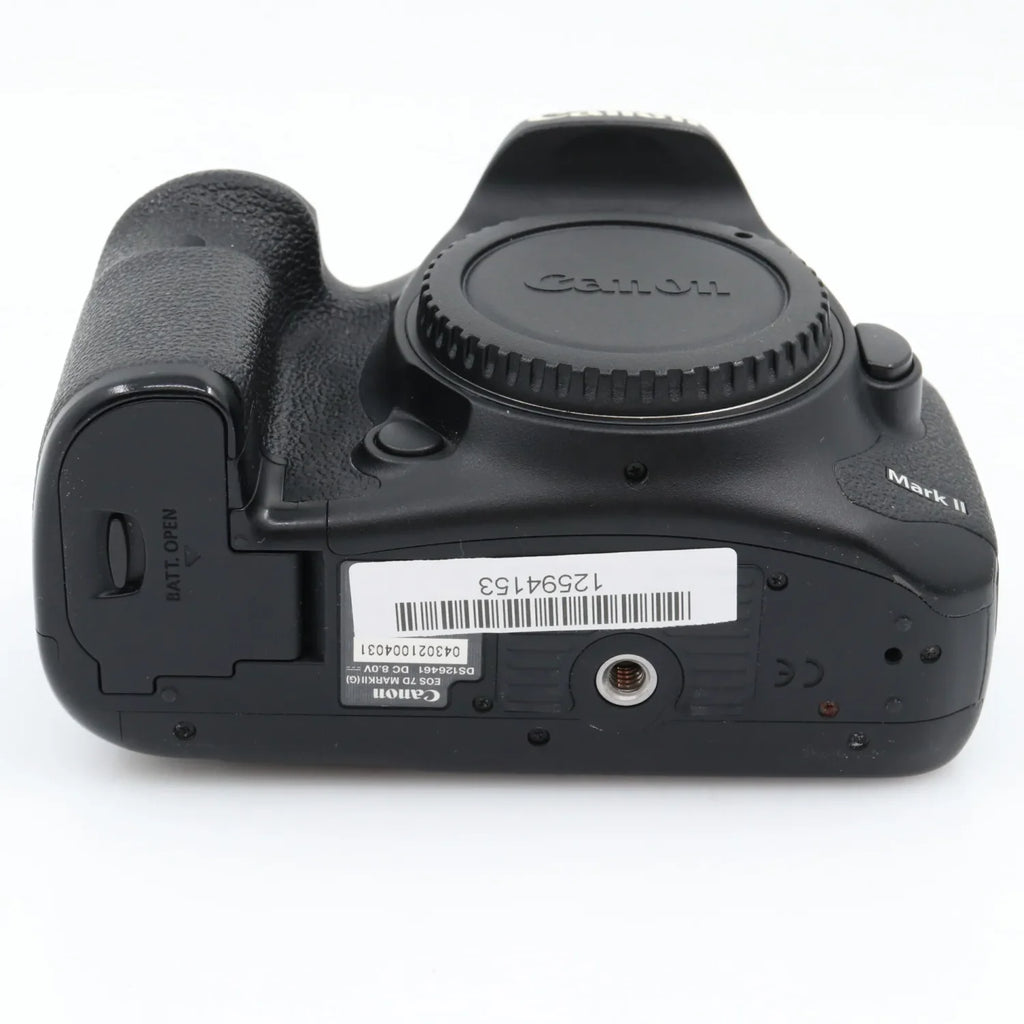 Canon EOS 7D mark II body used