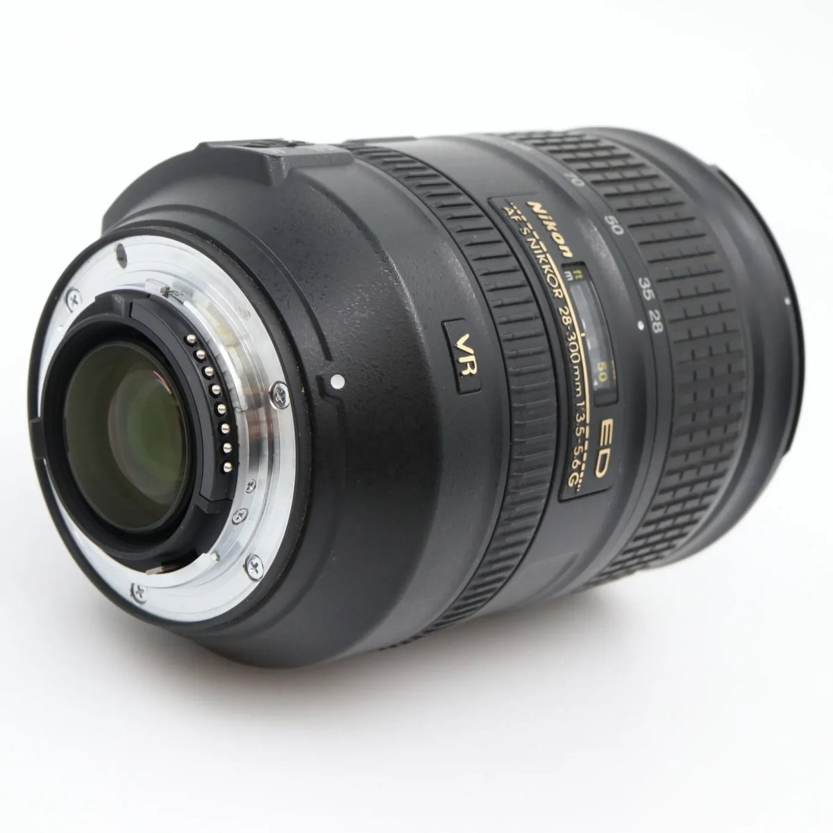 Nikon AF-S 28-300mm f/3.5-5.6G ED VR used