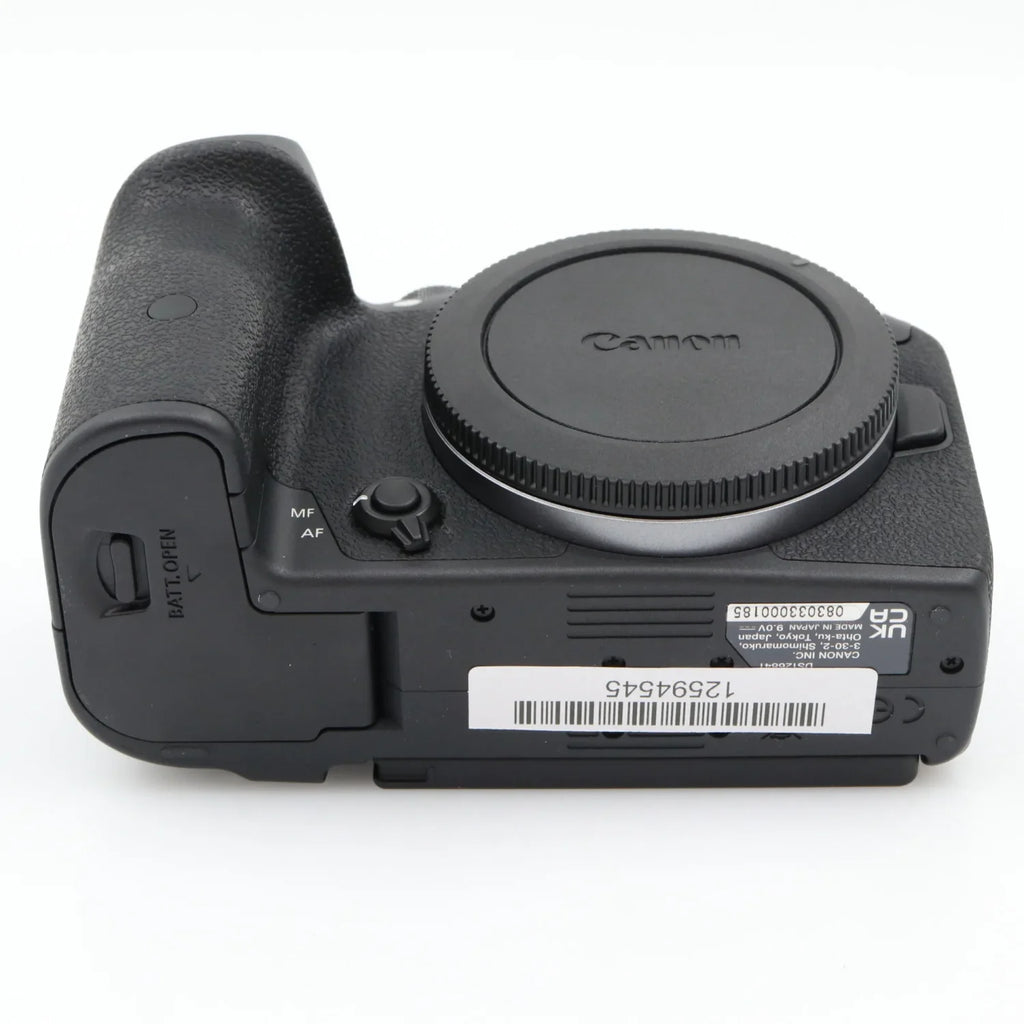 Canon EOS R7 body used