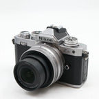 Nikon Z fc + Z DX 16-50mm f/3.5-6.3 VR silber gebraucht