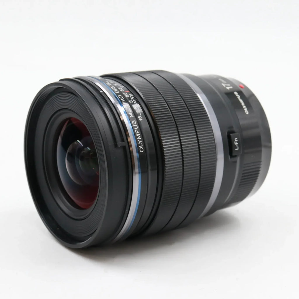 Olympus M.Zuiko Digital 17mm f/1.2 PRO used