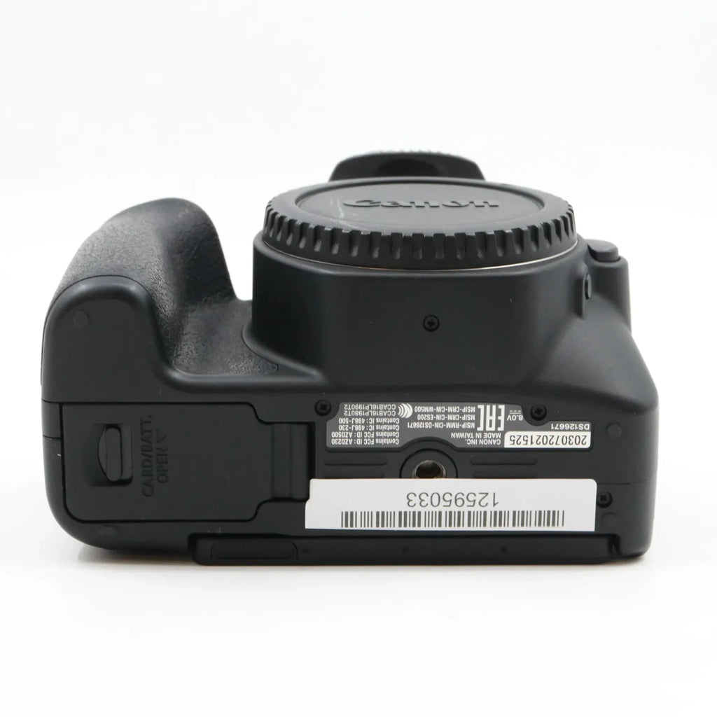 Canon EOS 200D body used