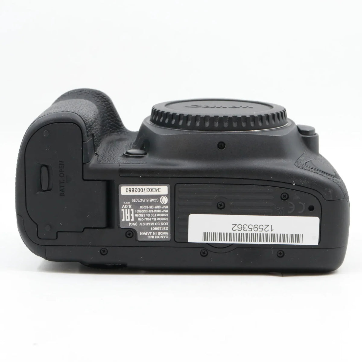 Canon EOS 5D Mark IV body used
