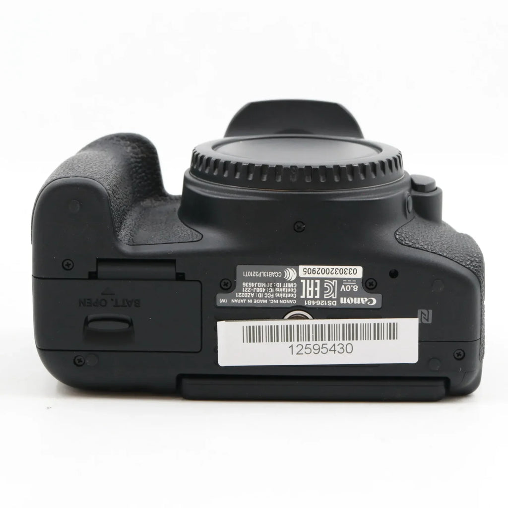 Canon EOS 760D body used