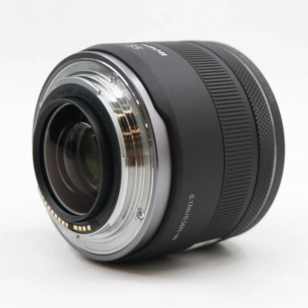Canon RF 35mm f/1.8 Macro IS STM used