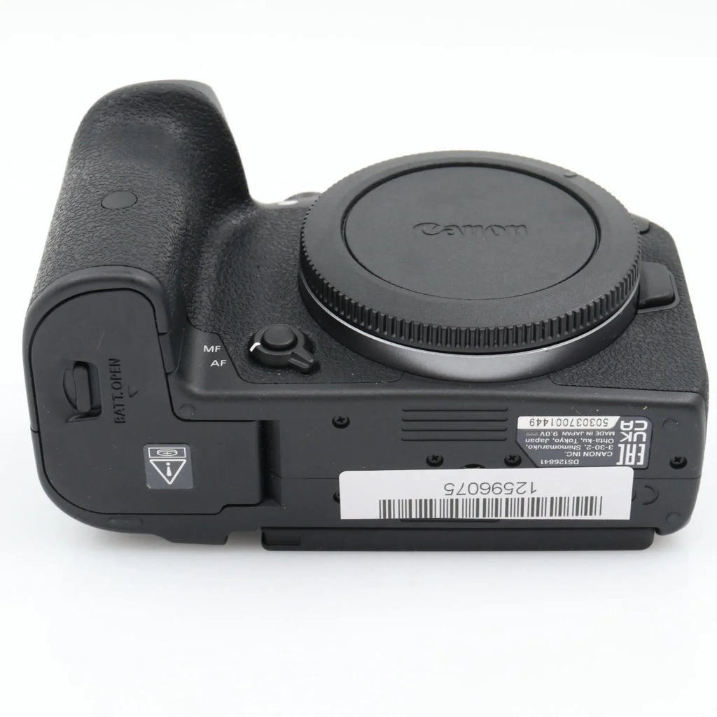 Canon EOS R7 body used