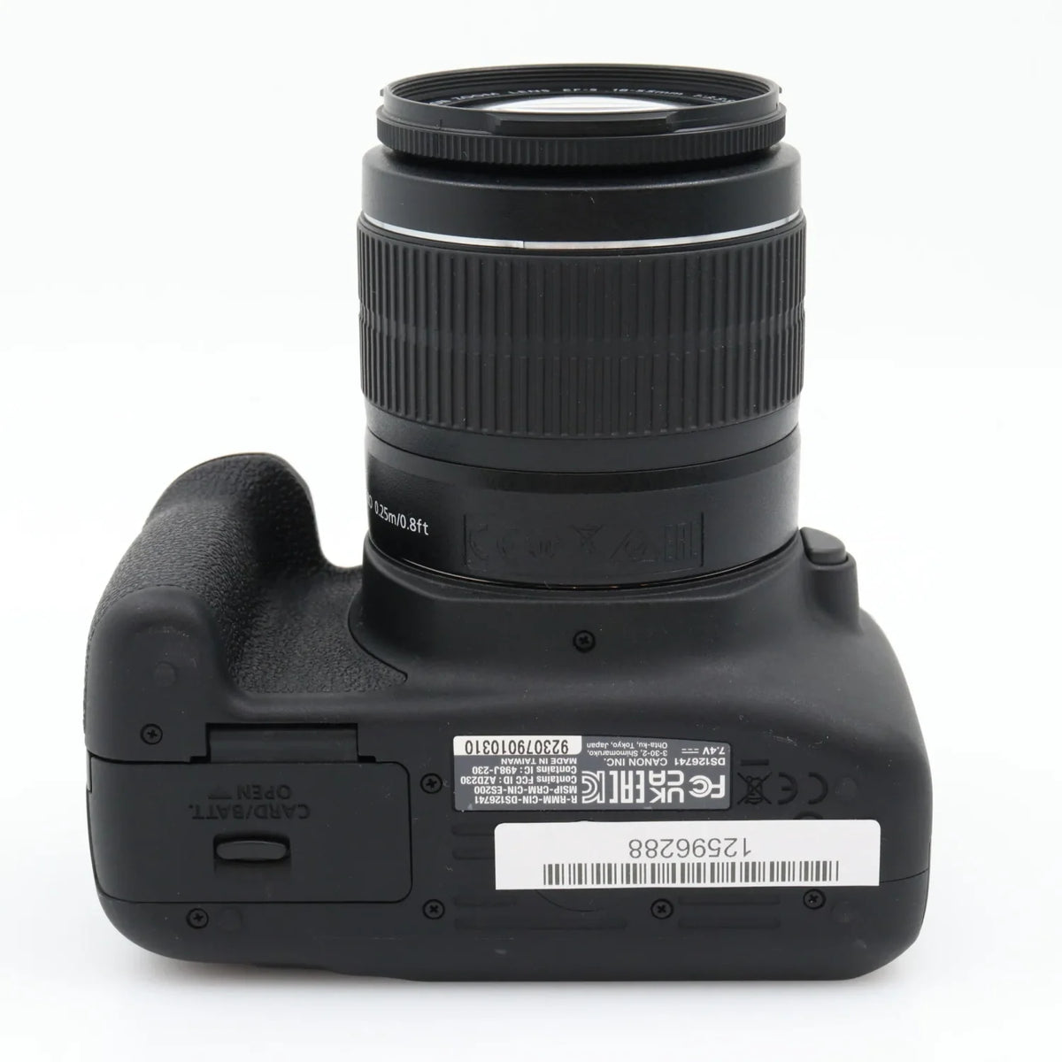 Canon EOS 2000D + EF-S 18-55mm f/3.5-5.6 IS II gebraucht