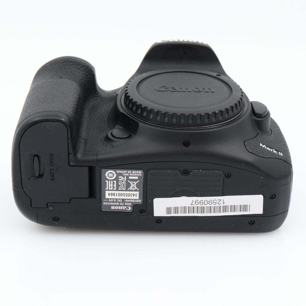 Canon EOS 7D mark II body used