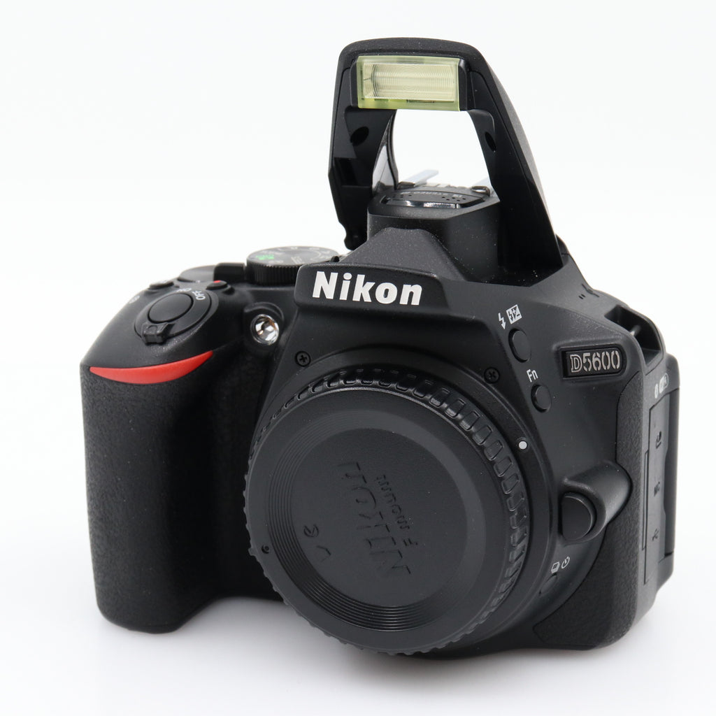 Nikon D5600 Gehäuse gebraucht