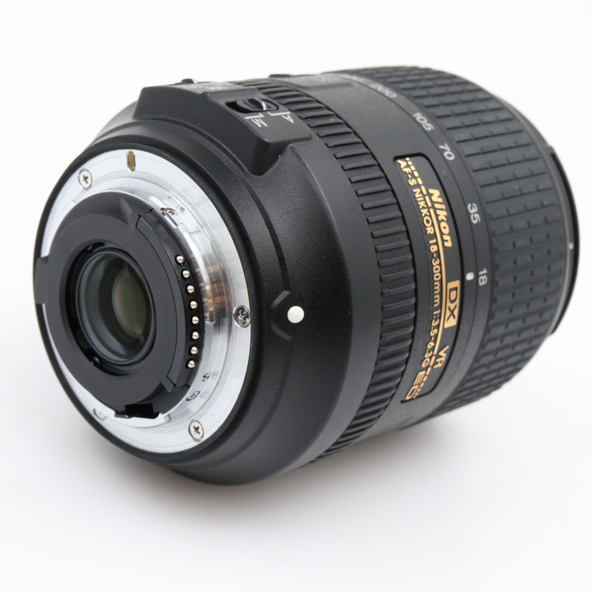 Nikon AF-S 18-300mm f/3.5-6.3G ED VR DX used