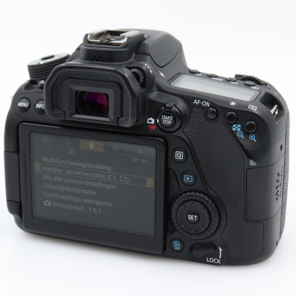 Canon EOS 80D body used